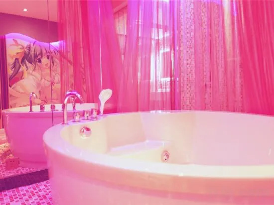 Ухань: 1314 Lovers Theme Hotel (Wuhan Wuchang Railway Station Store)
