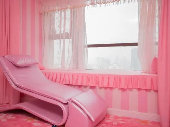 Ухань: 1314 Lovers Theme Hotel (Wuhan Wuchang Railway Station Store)
