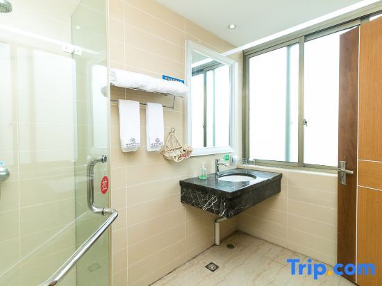 Цзиньхуа: Jinhua Jinlongge Fashion Hotel