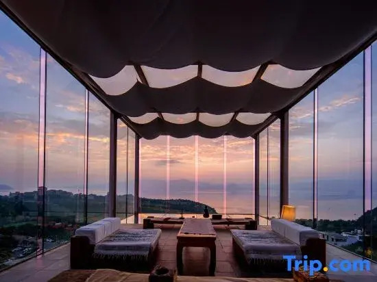 Юйси: Fuxian Lake Tongchenyuan Lakeview Hot Spring Hotel