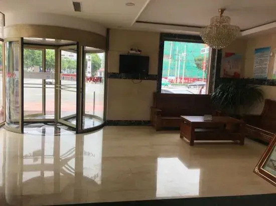 Циньхуандао: Lulong Jintai Business Hotel