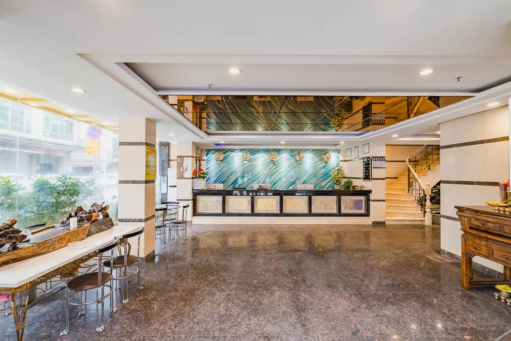 Хойчжоу: Huangting Business Hotel