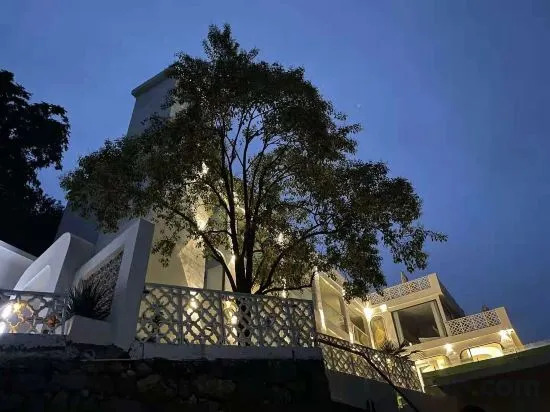 Лоян: Chongdugou Mochi B & B