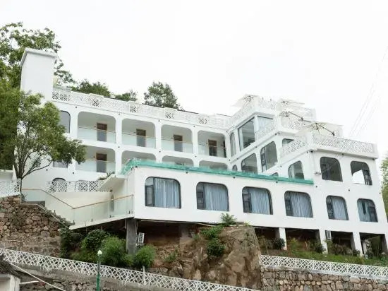 Лоян: Chongdugou Mochi B & B