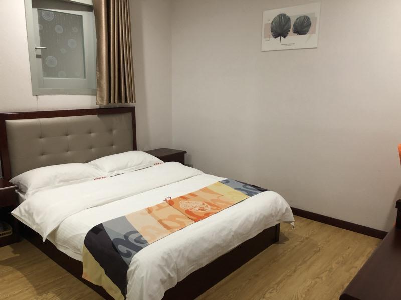 Шанхай: Shell Shanghai Jinshan Zhangyan Town Songjin Highw