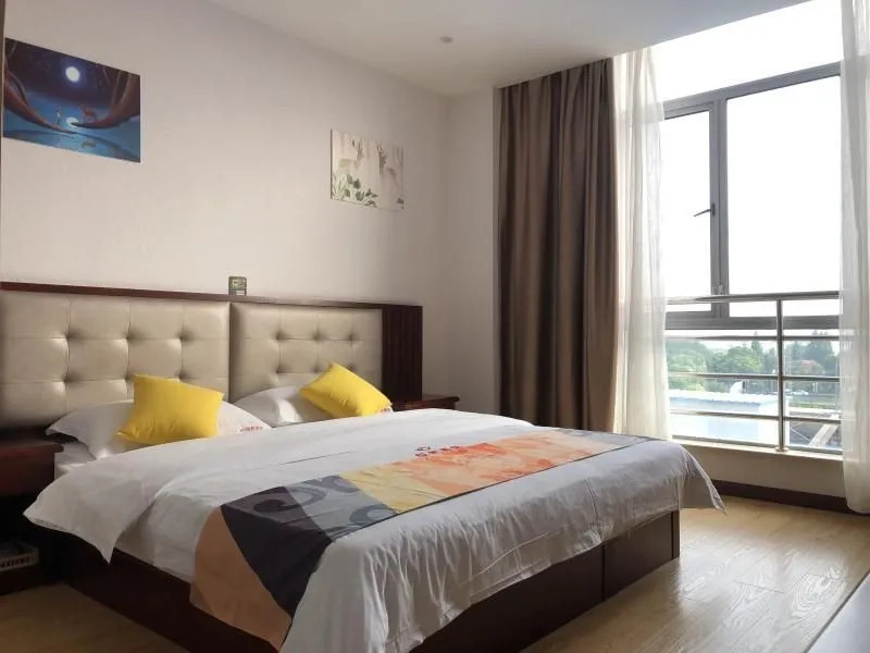 Шанхай: Shell Shanghai Jinshan Zhangyan Town Songjin Highw