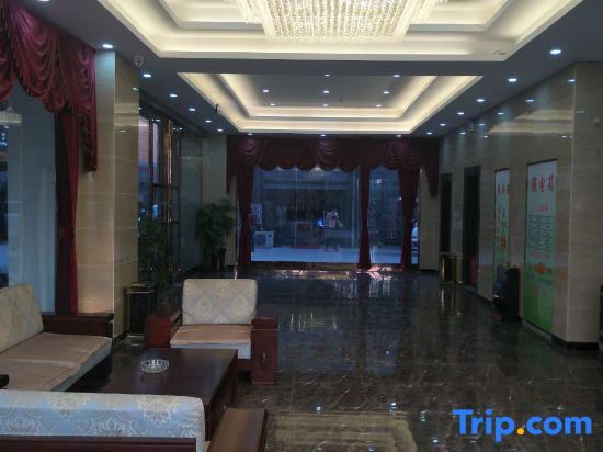 Фуян: Fuyang Shangle Hotel(International Auto Parts City Store)