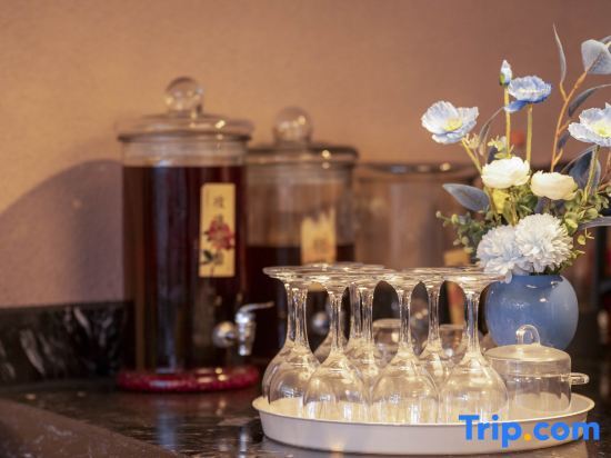 Дали: Dali Spring Four Seasons Homestay (Gucheng Nanmen Branch)