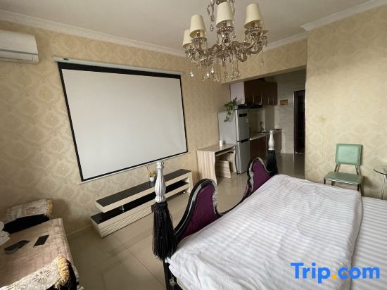 Паниин: Panjin Lianlian Apartment