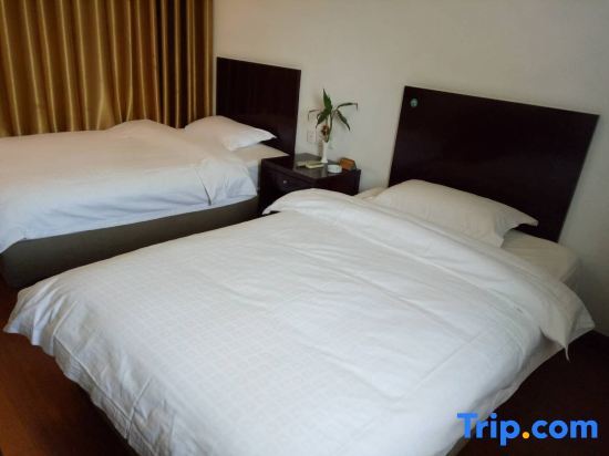 Фуян: Yingshang Jinshui Hotel