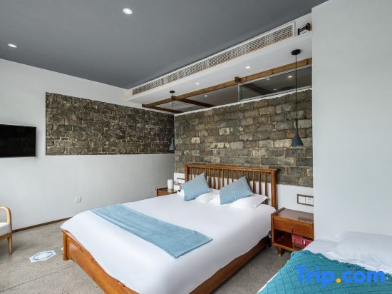 Хуаншань: Simayi Kanshan Travel Art Inn Hongcun Village