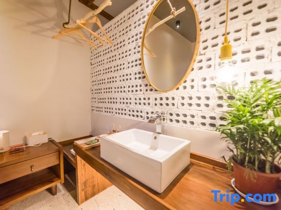 Хуаншань: Simayi Kanshan Travel Art Inn Hongcun Village