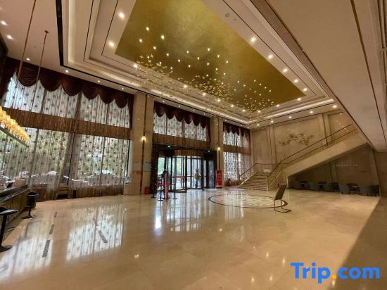 Лоуди: Shuangfeng Shenlong International Hotel