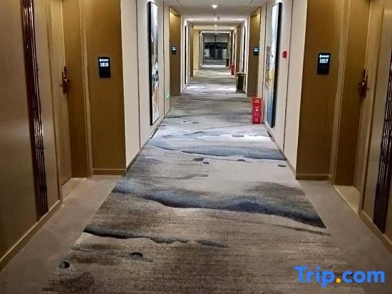 Лоуди: Shuangfeng Shenlong International Hotel