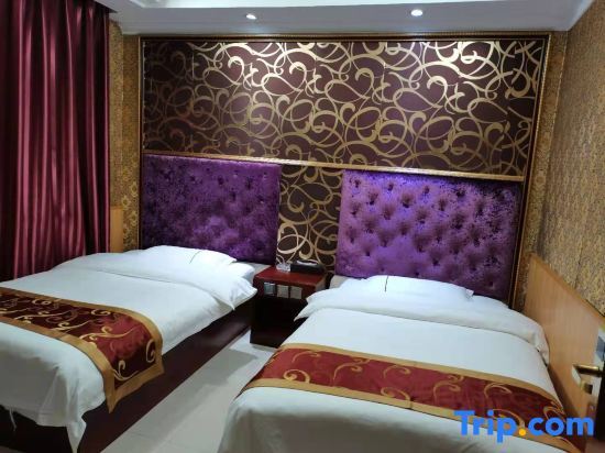 Наньчун: Yilong Liuhe Hotel