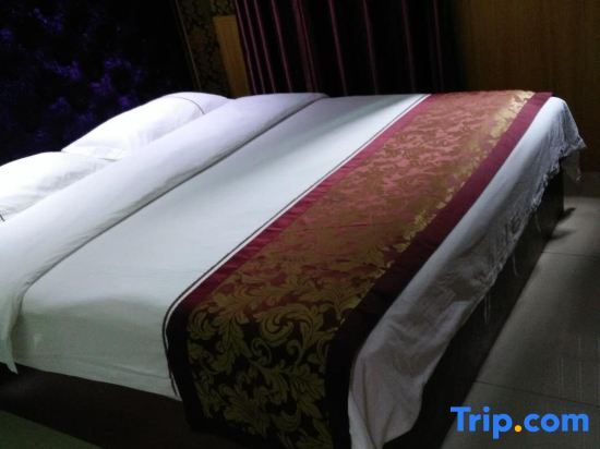 Наньчун: Yilong Liuhe Hotel