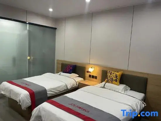 Бинжоу: Junyi Chain Hotel (Yangxin Xingfu 2nd Road)
