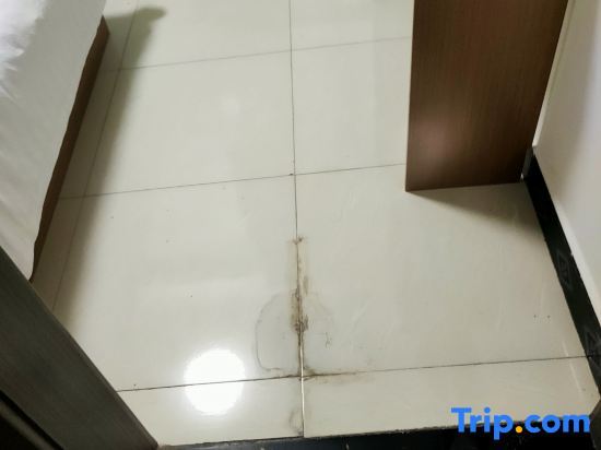 Наньчун: Yilong Jiajia Business Hotel