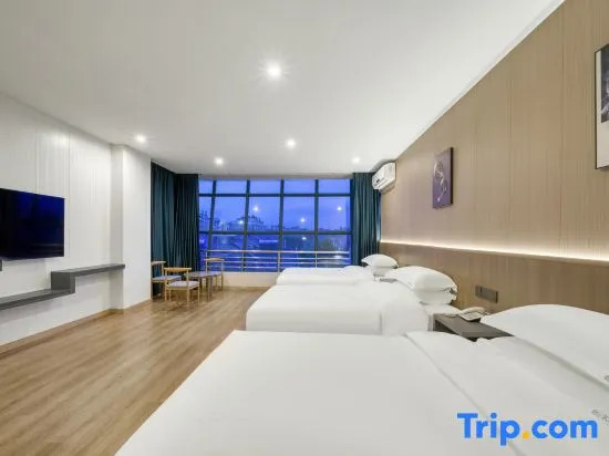 Ханчжоу: Chuang e Jia Yaxin Hotel (Tonglu passenger transport center store)