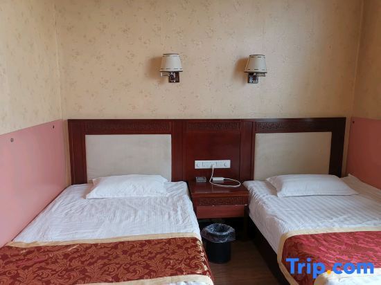 Чжанцзякоу: Yiyuan Holiday Hotel