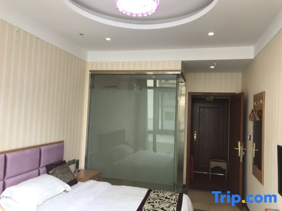 Чунцин: Chongqing Qijiayi Hotel