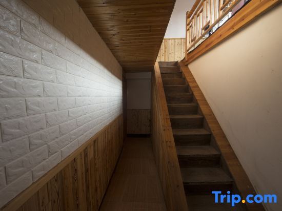 Лишуй: Yunhe Terraces Jiuqu Yunhuan Scenic Area Farmhouse