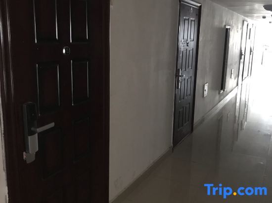 Паниин: Panjin Xiaoshidai Hotel Apartment