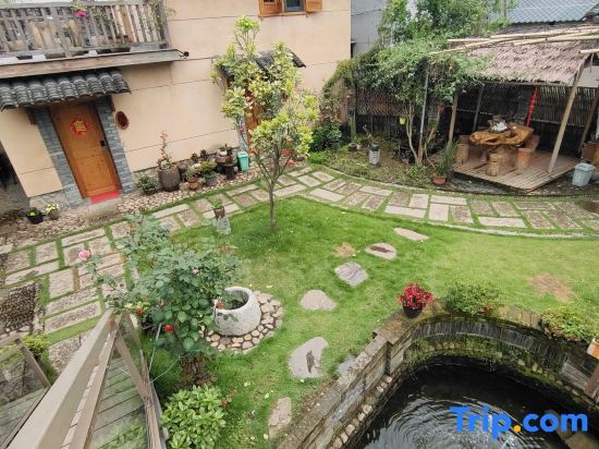 Лишуй: Songyang Yuequanzhuang Inn
