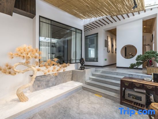 Хуаншань: Hongcun Lane Wang·Light Luxury Holiday Homestay (Yuenuma Branch)