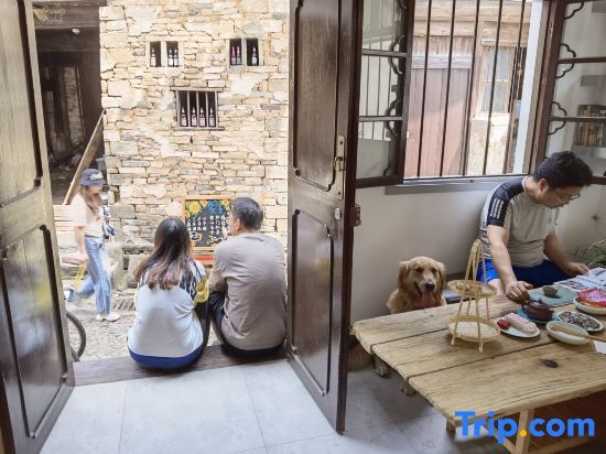 Хуаншань: Fiona’s Trip Boutique Hostel
