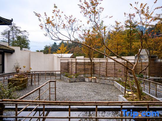 Чэнду: Qingcheng Mountain Moan Qingcheng Tangquan View B&B