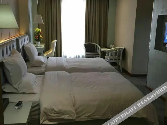 Шаоян: Holiday Inn Rome (Liyang High-speed Railway Station)