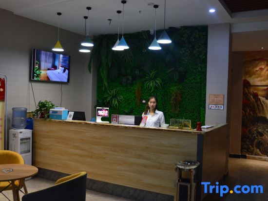 Чжэнчжоу: Yafandisi Hotel (Zhengzhou Shengda School of Economics and Business Management)
