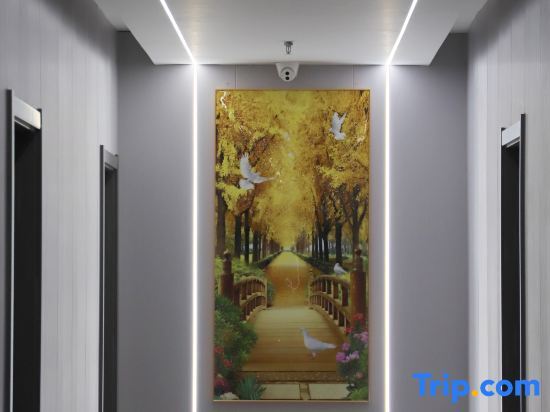 Люян: Shilou Qiansheng Business Hotel