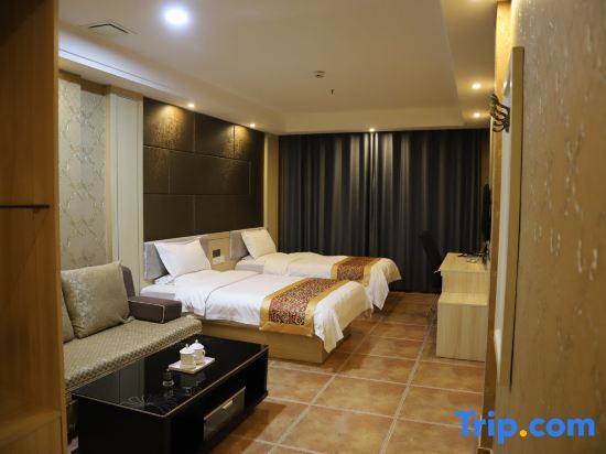 Люян: Shilou Qiansheng Business Hotel