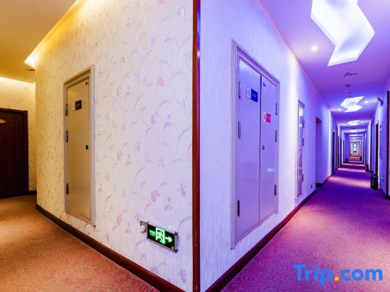 Чжэнчжоу: OYO Zhengzhou Junzi Orchid Fashion Hotel (High tech Zhengzhou University Store)