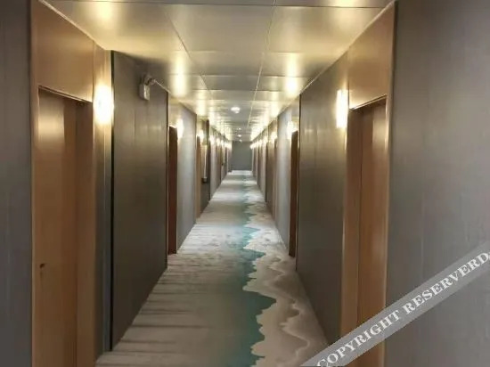 Чжэнчжоу: Saturday Express Hotel (Zhengzhou University Middle Road Antique City)