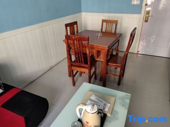 Йиян: Anhua 520 Love Apartment Linjiachong Shop