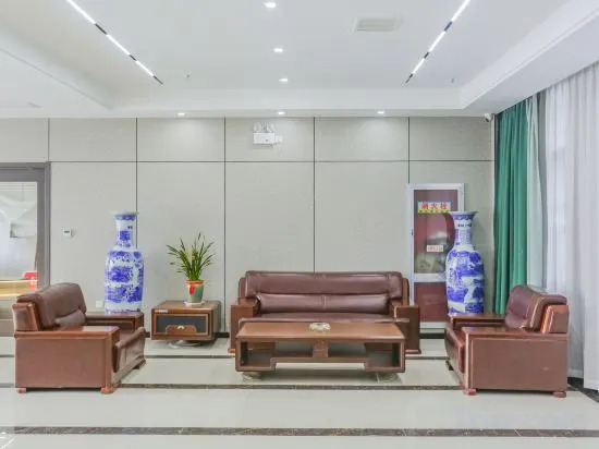 Луань: Jinjia Hotel (Lu'an High-speed Railway South Station)