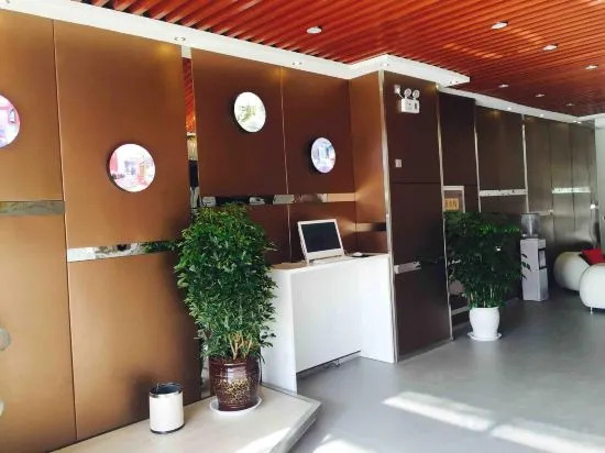 Даньфэн: Danfeng Junlin World Theme Hotel