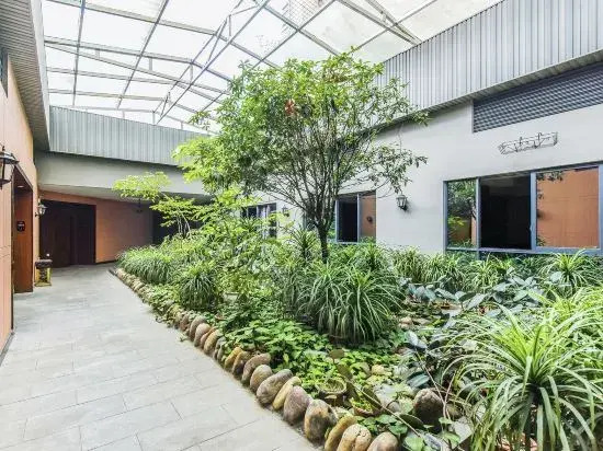 Чунцин: Sifang Yachen Hotel (Chongqing Dadukou Pedestrian Street)
