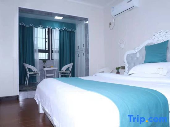 Чунцин: Chongqing Jiaren Jiaxin Apartment
