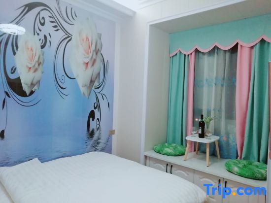 Чунцин: Chongqing Jiaren Jiaxin Apartment