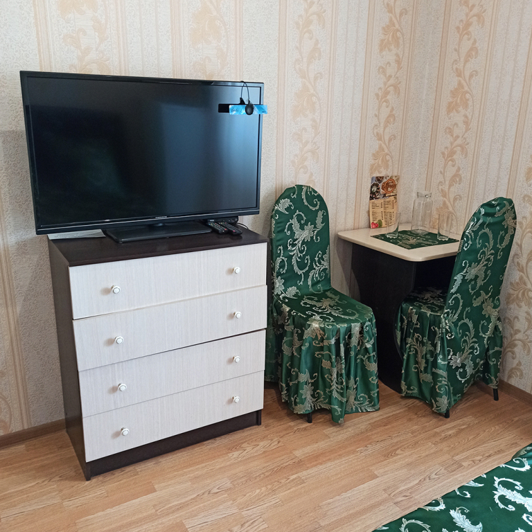 Астрахань: Отель Крым