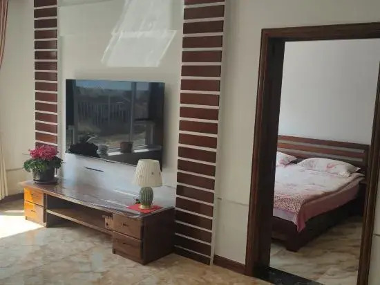 Байшань: Changbai Mountain Zexi Family Hostel