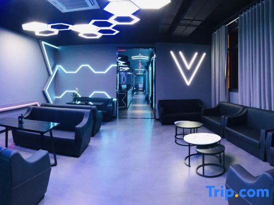 Xuancheng: Xuancheng Bingcheng Electric Sports Hotel