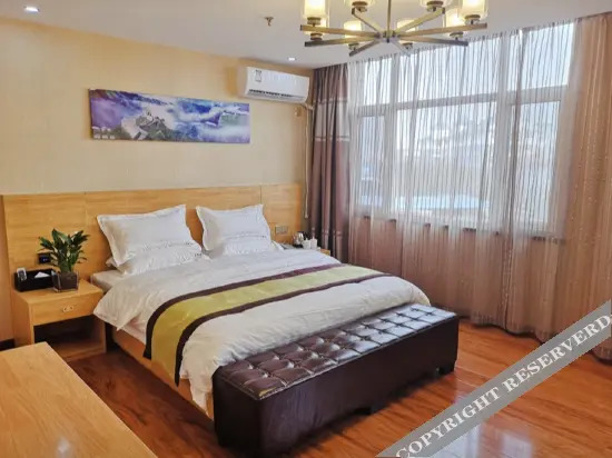 Чанчжи: Yuanyuan Fuxin Hotel