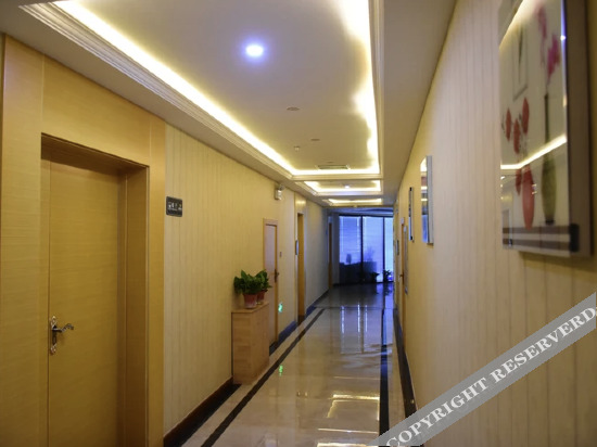 Чанчжи: Yuanyuan Fuxin Hotel