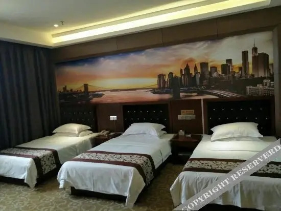Чжэнчжоу: Yafeiya Hot Spring Hotel (only Henan Movie Town store)