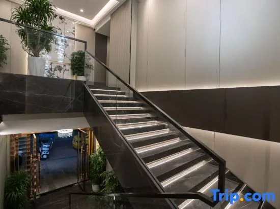 Наньчун: Yilong Max Business Hotel